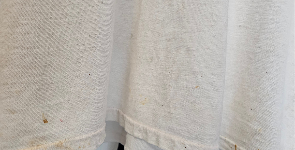 Black Oak Arkansas “Merry XMAS / Happy Hannukah” Vintage T-Shirt — additional original photo / condition detail