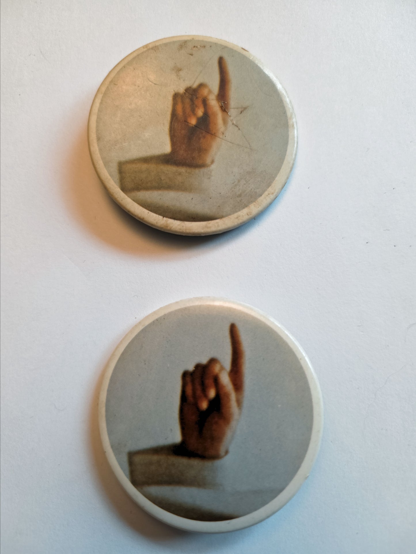 James Taylor Vintage Pointing Finger Button – Doc Gans